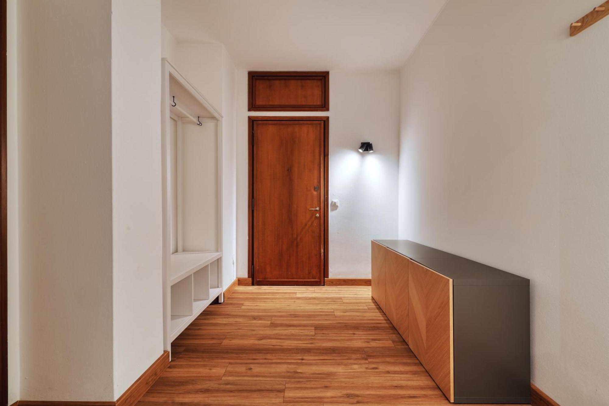 Joivy Chic 3-Bed Flat Near Colonne Di San Lorenzo Milan Exterior photo